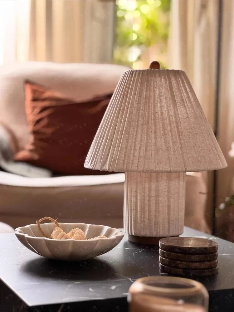 Wabi-Sabi Retro Fabric Table Lamp